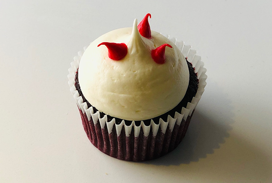 Red Velvet Cupcake -Med